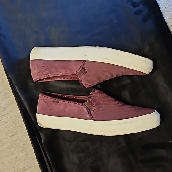 Keds Dream Foam Maroon suede ribbed  Slip ons in size 8 - Picture 5 of 9